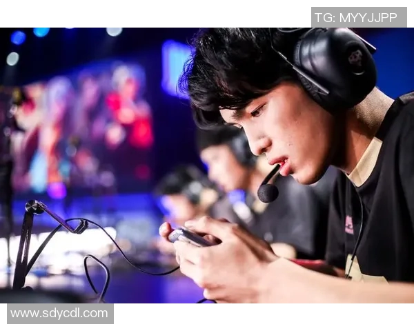 RNG在S15电竞总决赛王者荣耀中的防反策略分析与成败得失探讨 RNG在S15电竞总决赛王者荣耀中的防反策略分析与成败得失探讨