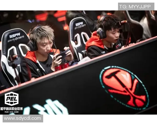 V5战队在精英赛积分榜上以92分稳居第一位置展现强大实力实时新闻 V5战队在精英赛积分榜上以92分稳居第一位置展现强大实力实时新闻